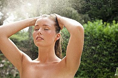 胖布丁解谜游戏《大菠萝马戏团》Steam页面上线 发售日期待定